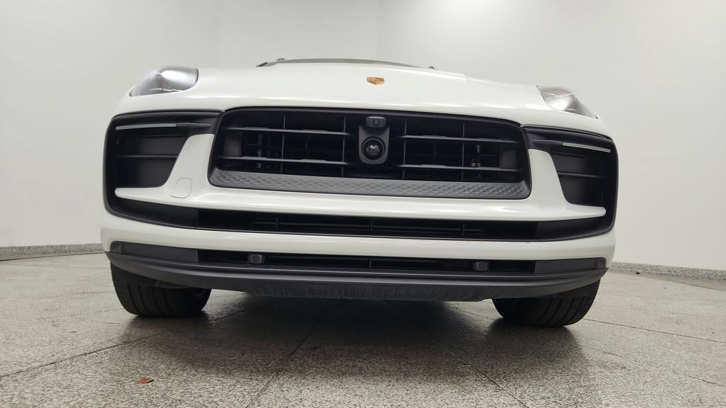 Used 2022 Porsche Macan AWD/4WD image 13