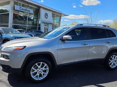 Used 2017 Jeep Cherokee Latitude w/ Safety/Convenience Group
