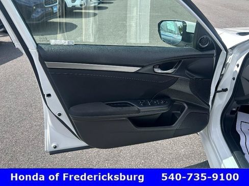 Used 2020 Honda Civic EX image 8