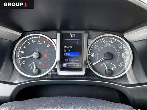 Certified 2022 Toyota Tacoma SR5 image 25