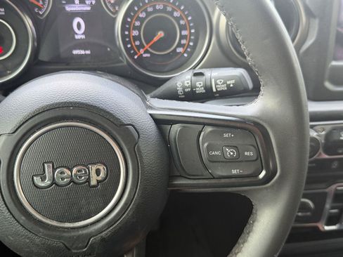 Used 2023 Jeep Wrangler Unlimited Sport AWD/4WD image 9