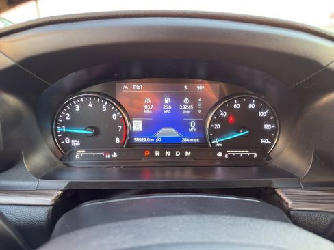 Used 2020 Ford Explorer Limited image 25