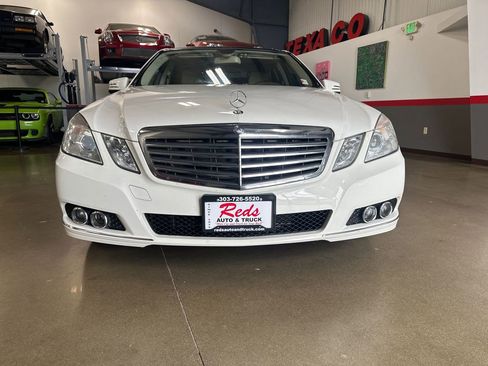 Used 2010 Mercedes-Benz E 350 4MATIC Sedan image 32