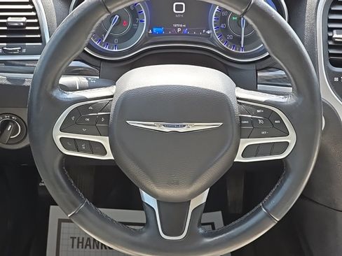 Used 2018 Chrysler 300 Touring w/ Sport Appearance Package image 23