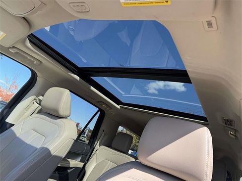 Certified 2024 Ford Expedition Max Limited image 21