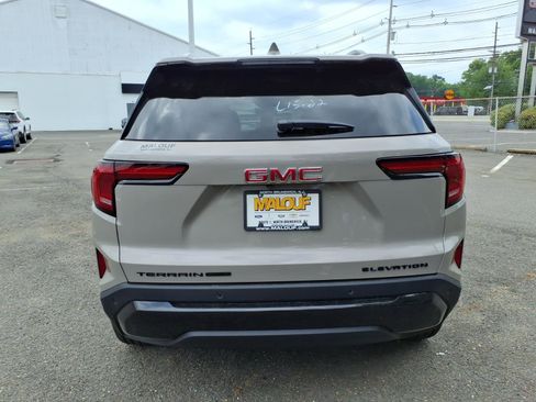New 2026 GMC Terrain Elevation w/ Elevation Premium Package AWD/4WD image 5