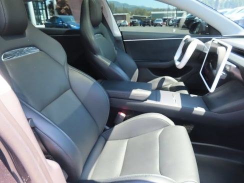 Used 2024 Tesla Model 3 Performance AWD/4WD image 27