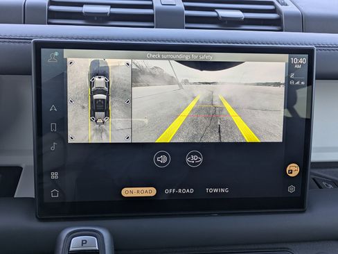 Certified 2025 Land Rover Defender 110 X-Dynamic SE image 14