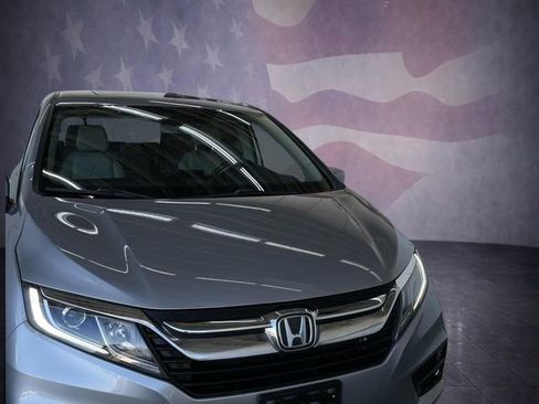 Used 2018 Honda Odyssey EX-L image 3