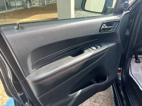 Used 2023 Dodge Durango GT RWD image 15