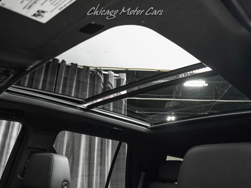 Used 2023 Chevrolet Tahoe Z71 AWD/4WD image 17
