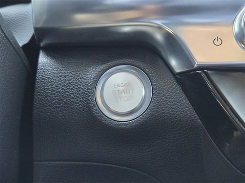 Used 2022 Kia Telluride EX w/ EX Premium Package image 23