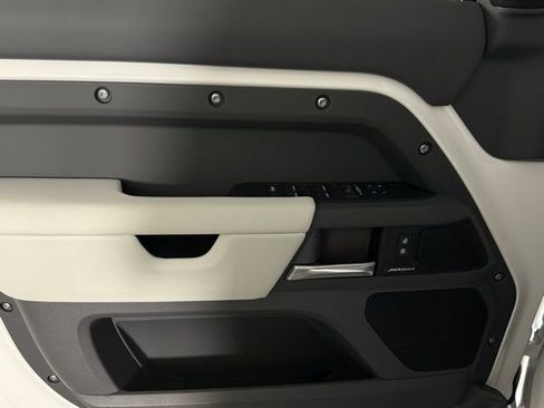 New 2025 Land Rover Defender 110 S image 14