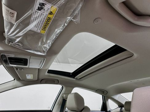 Used 2026 Honda Accord SE image 11