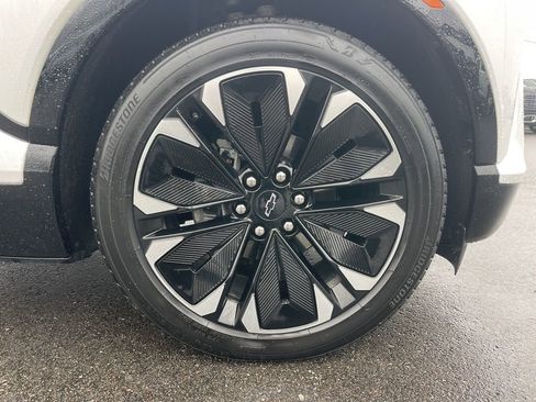 Used 2024 Chevrolet Blazer EV RS image 34