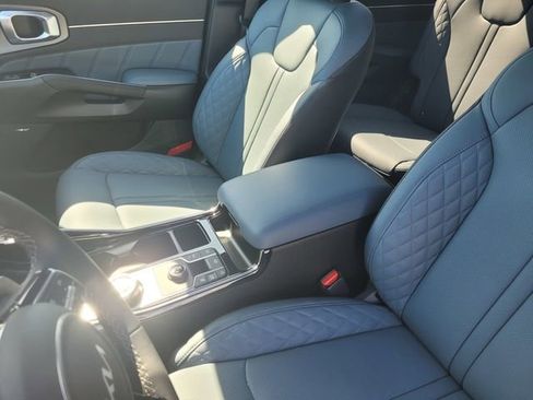 New 2025 Kia Sorento SX Prestige image 17