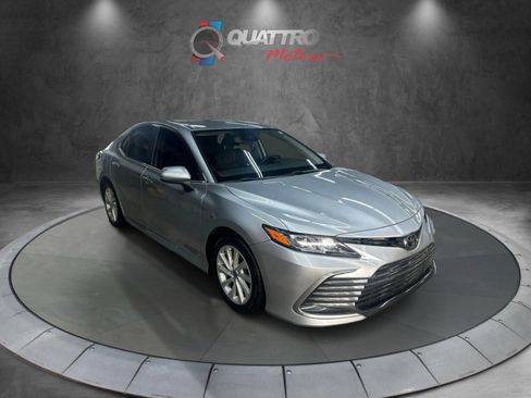 Used 2022 Toyota Camry LE image 8