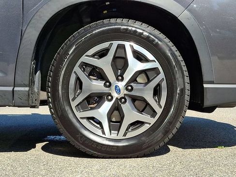 Used 2021 Subaru Forester Premium AWD/4WD image 8