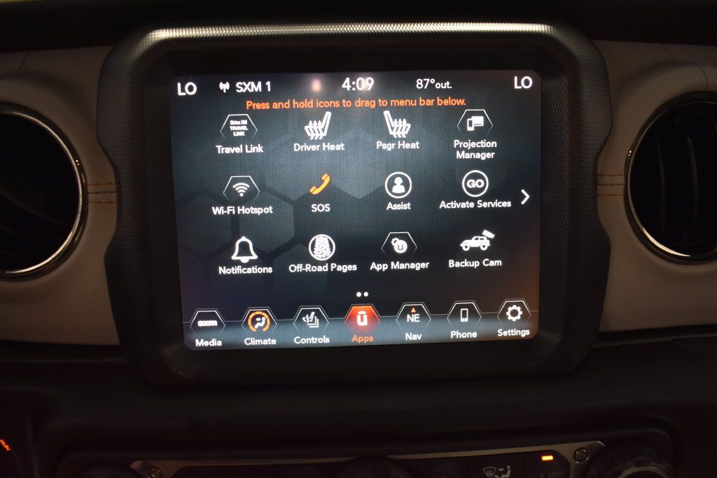 Used 2022 Jeep Wrangler Unlimited Sahara AWD/4WD image 24