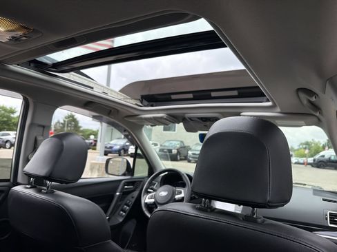 Used 2018 Subaru Forester 2.0XT Touring AWD/4WD image 26