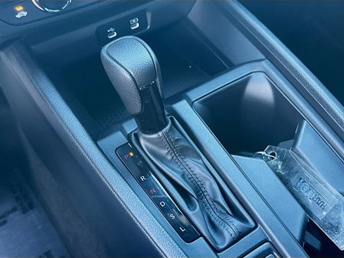 Certified 2025 Honda Accord SE image 16