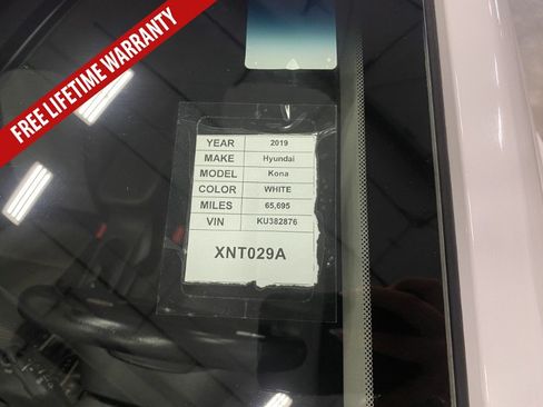 Used 2019 Hyundai Kona SEL FWD image 34