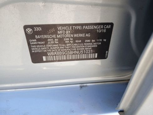 Used 2017 BMW 330i Sedan w/ Driver Assistance Package RWD image 10
