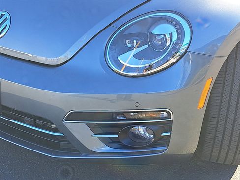 Used 2019 Volkswagen Beetle 2.0T Final Edition SEL image 31