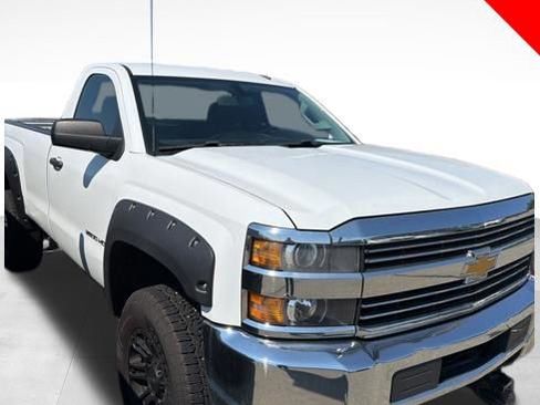 Used 2015 Chevrolet Silverado 2500 LT image 3