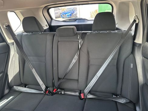 Used 2025 Nissan Rogue S image 48