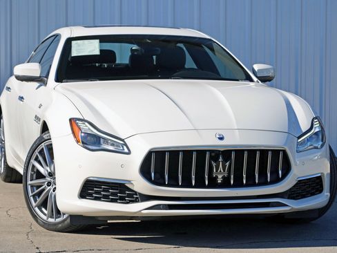 Used 2022 Maserati Quattroporte GT image 4