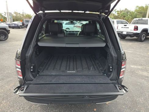 Used 2021 Land Rover Range Rover SV Autobiography Dynamic image 10