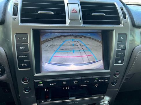 Used 2014 Lexus GX 460 w/ Premium Package image 23