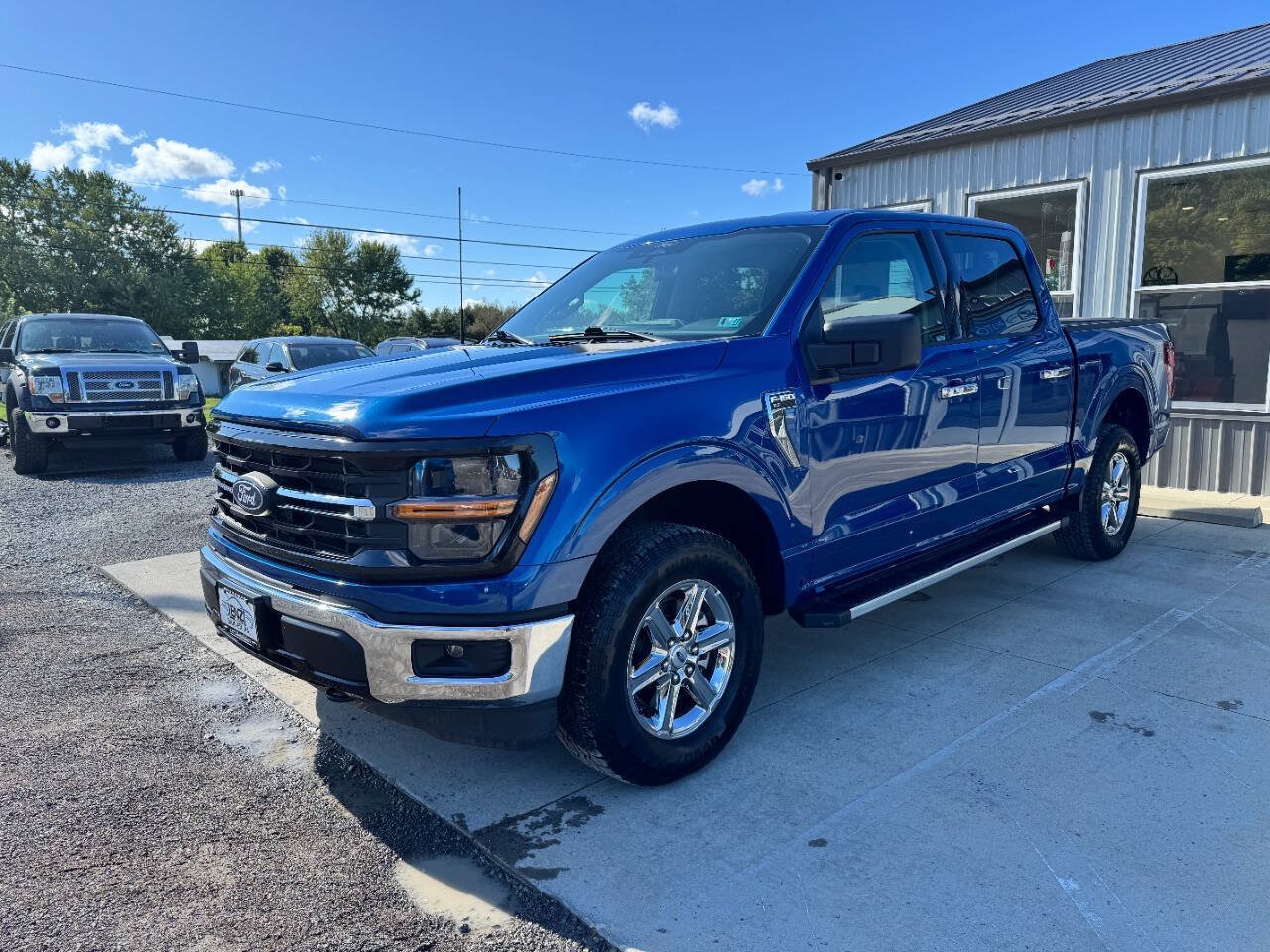 Used 2025 Ford F150 XLT w/ Equipment Group 301A Standard AWD/4WD image 3
