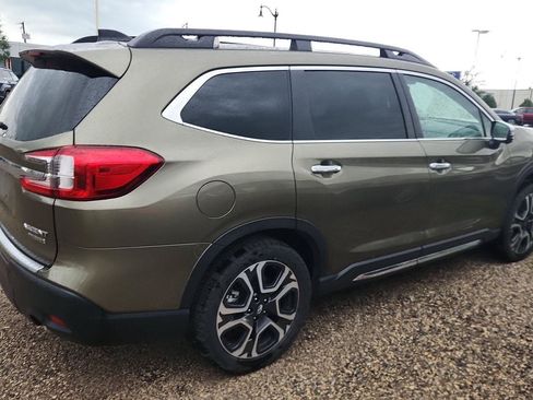Used 2023 Subaru Ascent Touring AWD/4WD image 4