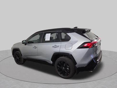 Used 2024 Toyota RAV4 XSE AWD/4WD image 10
