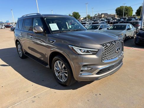 Used 2019 INFINITI QX80 Luxe RWD image 7