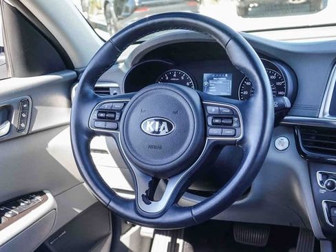 Used 2016 Kia Optima EX w/ Premium Package image 14