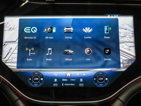 New 2026 Mercedes-Benz EQS 400 4MATIC SUV image 14