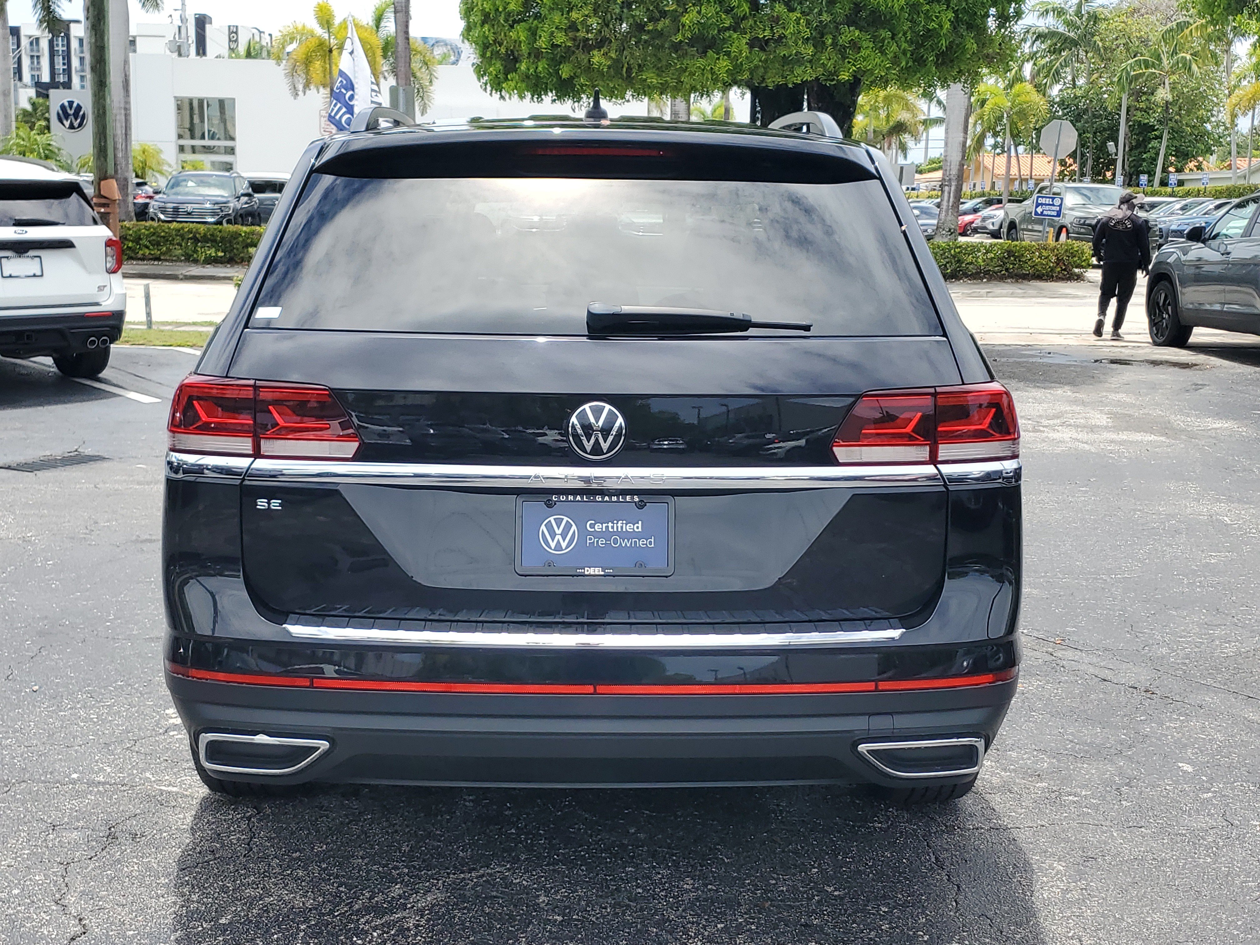 Certified 2022 Volkswagen Atlas SE FWD image 4