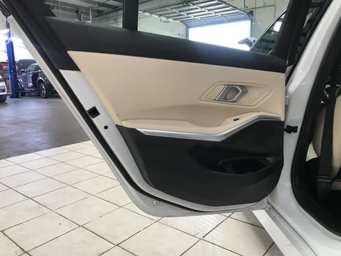 Used 2025 BMW 330i Sedan RWD image 13