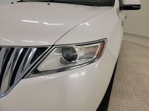 Used 2013 Lincoln MKX FWD 4dr image 9