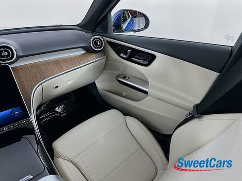 Used 2024 Mercedes-Benz C 300 4MATIC Sedan image 34