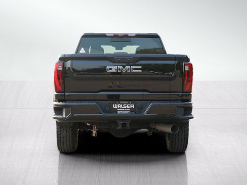Used 2025 GMC Sierra 3500 Denali Ultimate AWD/4WD image 4