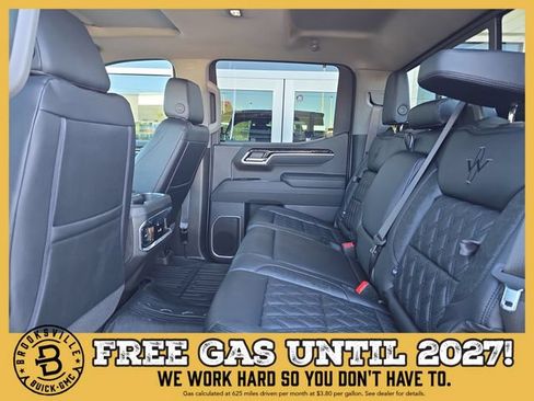 New 2026 GMC Sierra 1500 Elevation w/ Elevation Premium Package AWD/4WD image 16