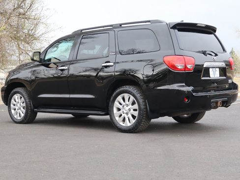 Used 2011 Toyota Sequoia Platinum image 7