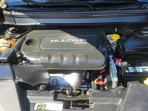 Used 2015 Jeep Cherokee Latitude AWD/4WD image 40