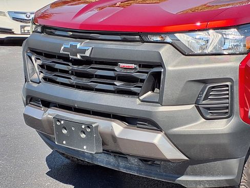 Used 2024 Chevrolet Colorado Trail Boss w/ Advanced Trailering Package AWD/4WD image 2