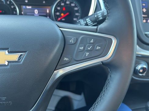 Used 2023 Chevrolet Equinox LT image 15