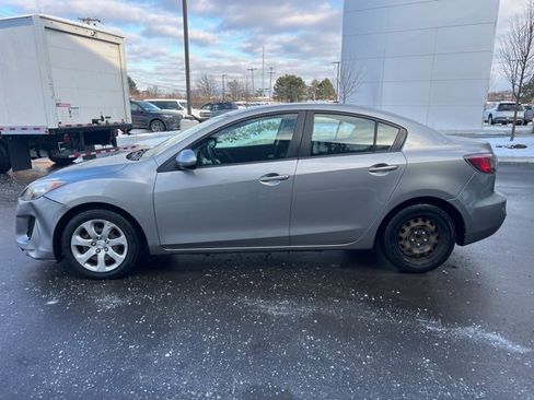 Used 2012 MAZDA MAZDA3 i Sport image 8